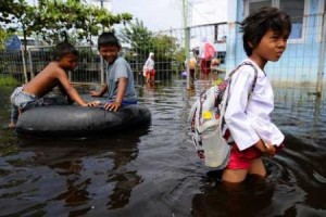 banjir201112-300x200.jpg