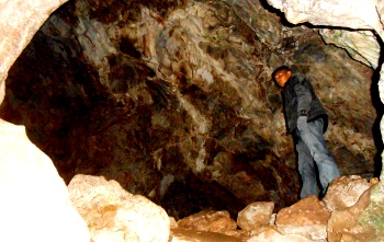 Goa Pastab Beraura Gaib