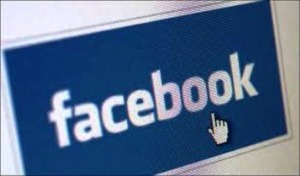 Siswi SMK Digilir Kawan Facebook