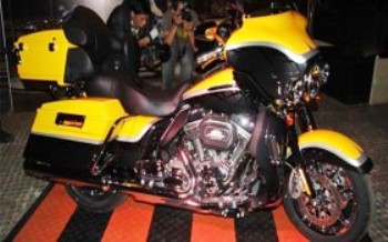 Bupati Madina Pinjam Rp 1 M Beli Harley