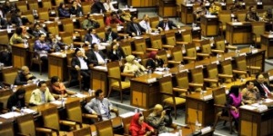 Rakyat Tak Ingin Lagi “Pilih Kucing dalam Karung” ke Senayan