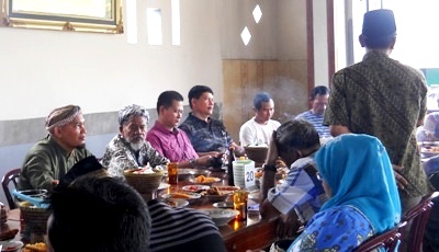 Pemukulan Terhadap Polisi di Sipolu-polu Merupakan Sisi Kearifan Lokal