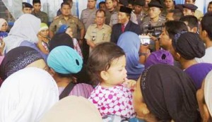 Kaum Ibu Kembali Tolak Jalur Angkutan Logistik Sorikmas Mining