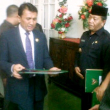 Dahlan Dilantik Sebagai Plt Bupati Madina