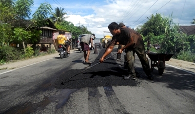 Banyak Kontraktor di Madina Belum Layak Dapat Paket