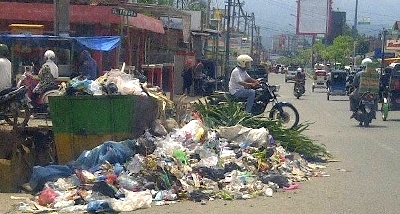 Warga Panyabungan Keluhkan Sampah