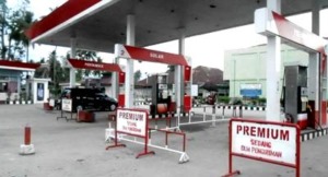 SPBU Kosong, Ketengan  Bensin Menjamur
