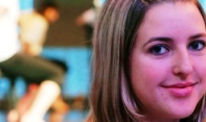 Penyanyi Amerika Ini Masuk Islam Saat Belajar Bahasa Arab di Maroko