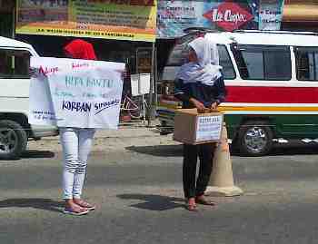 Aktifis Karang Taruna dan Ksr PMI BLU Staim Gelar Aksi Sosial SINABUNG.