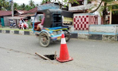 Lobang di jalan kota Panyabungan