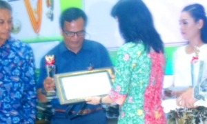 Start FM Panyabungan Radio Terbaik Kategori Konten Lokal Oleh KPID Award 2014