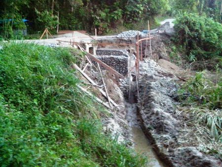 pembangunan jembatan di sidaing (1)