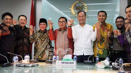 Bagaimana Kelanjutan Ribut Golkar di Senayan? Tunggu Kamis