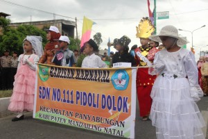 warna warni hut madina