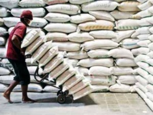 6.000 Ton Beras Segera Masuk ke Sumut