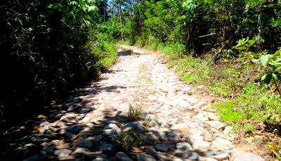 Jalan ke Aek Mata Masih Memperihatinkan
