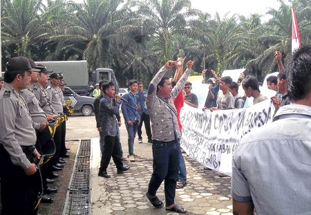 Demo Mahasiswa Sempat Ricuh
