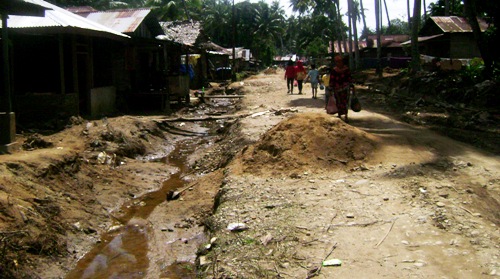 Proyek peningkatan jalan jalur Natal-Batahan