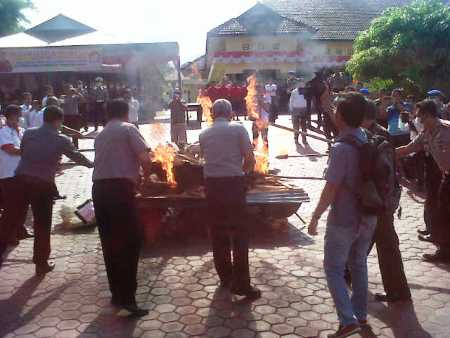 Musnahkan Barang Bukti Ganja