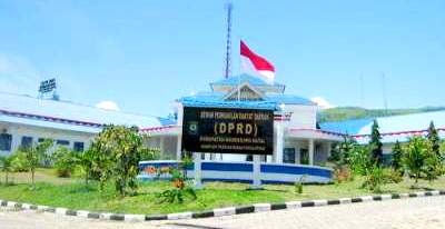 Gedung DPRD Madina
