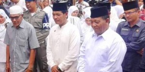 Bupati Madina Dahlan Hasan Nasution bersama tokoh masyarakat
