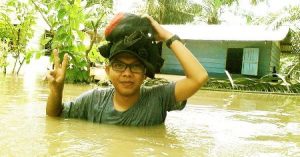 Wartawan Metro Tabagsel di lokasi banjir