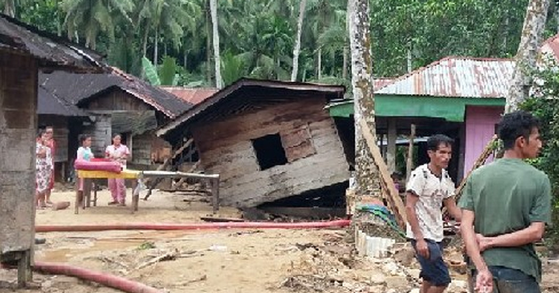 Desa Tagilang dilanda banjir bandang