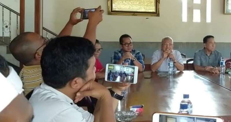 Silaturrahim Brigjend TNI (Purn) Sofwat Nasution dengan wartawan