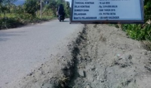 Kontraktor Diminta Timbun Bekas Galian Jalan Tanotiris