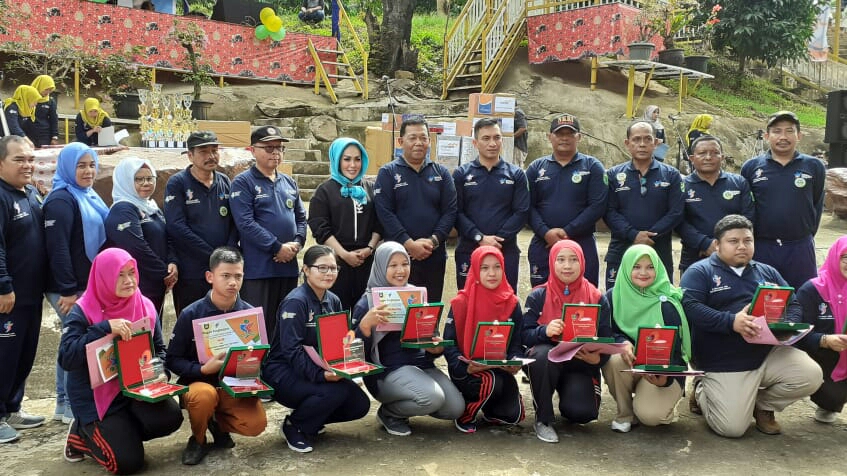 Para pemenang lomba di HKN ke 55 di Madina