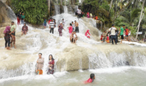 Kutipan di Aek Sijorni Kecewakan Pengunjung