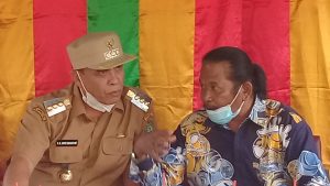 Bupati Mandailing Natal, Jakfar Sukhairi Nasution (kiri) dan