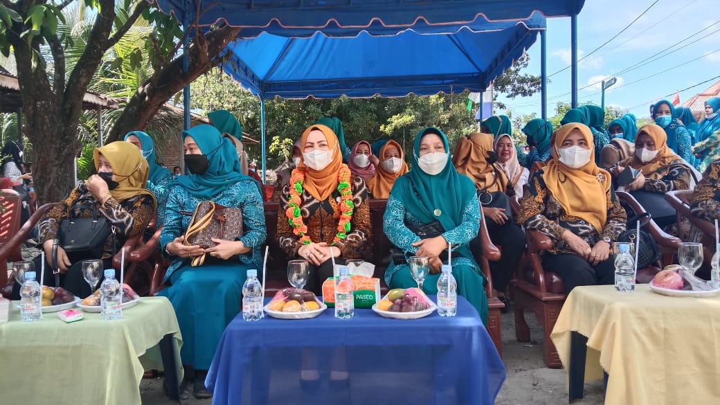 Ketua TP PKK Madina Tinjau Kesiapan Calon Desa Binaan di Panyabungan Barat