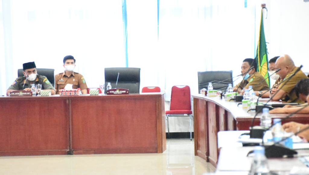 PT Rendi Harus Bangun Kebun Plasma Untuk Warga Singkuang