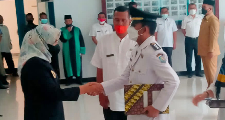 Tujuh Pejabat Pemkab Madina Dilantik