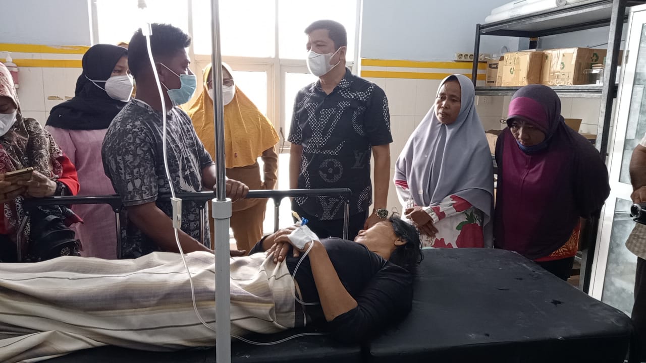 Ketua DPRD Tanggung Biaya Pengobatan Ibu yang Dibacok Anak Kandung