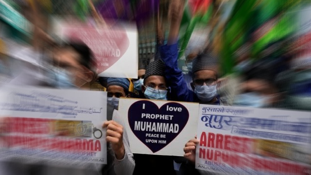 Solusi Menghentikan Segala Bentuk Penghinaan Terhadap Rasululloh