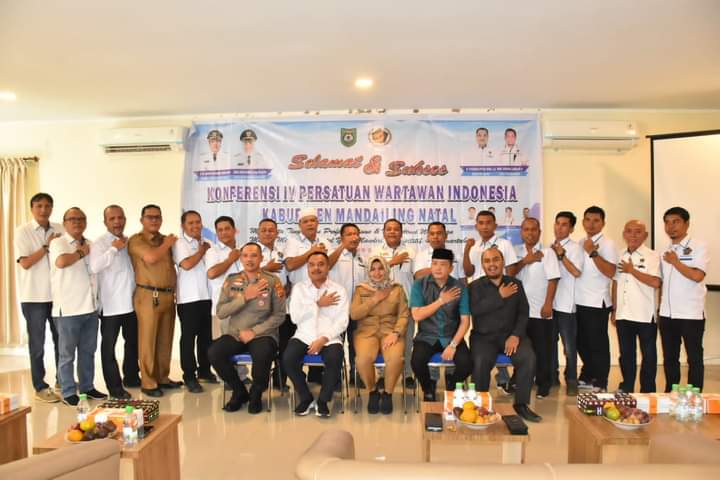 PWI Apresiasi Pemkab Madina dan Sponsor UKW