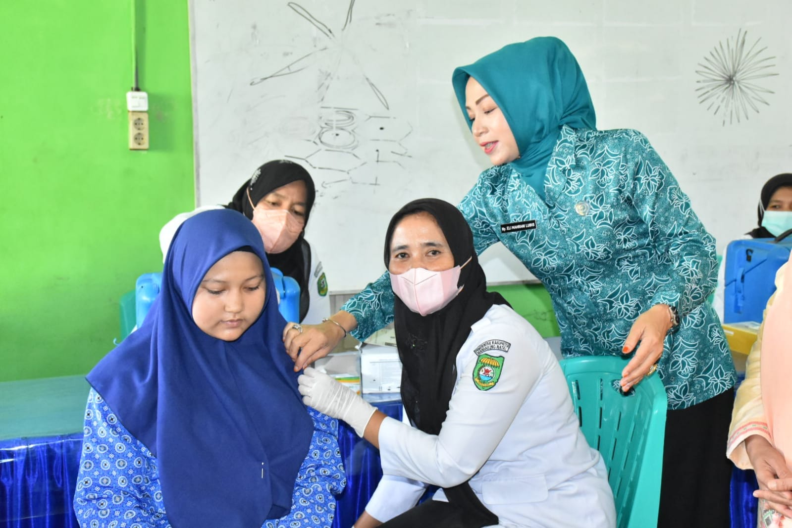 Ketua TP PKK Madina Tinjau Pelaksanaan BIAN di MTsN 2 Panyabungan