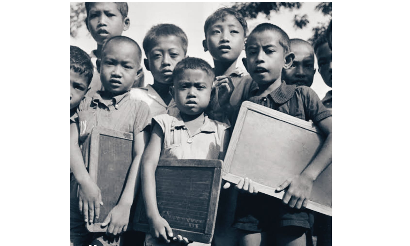 Batu Tulis dan Girp (Alat Belajar Anak Masa Lalu)