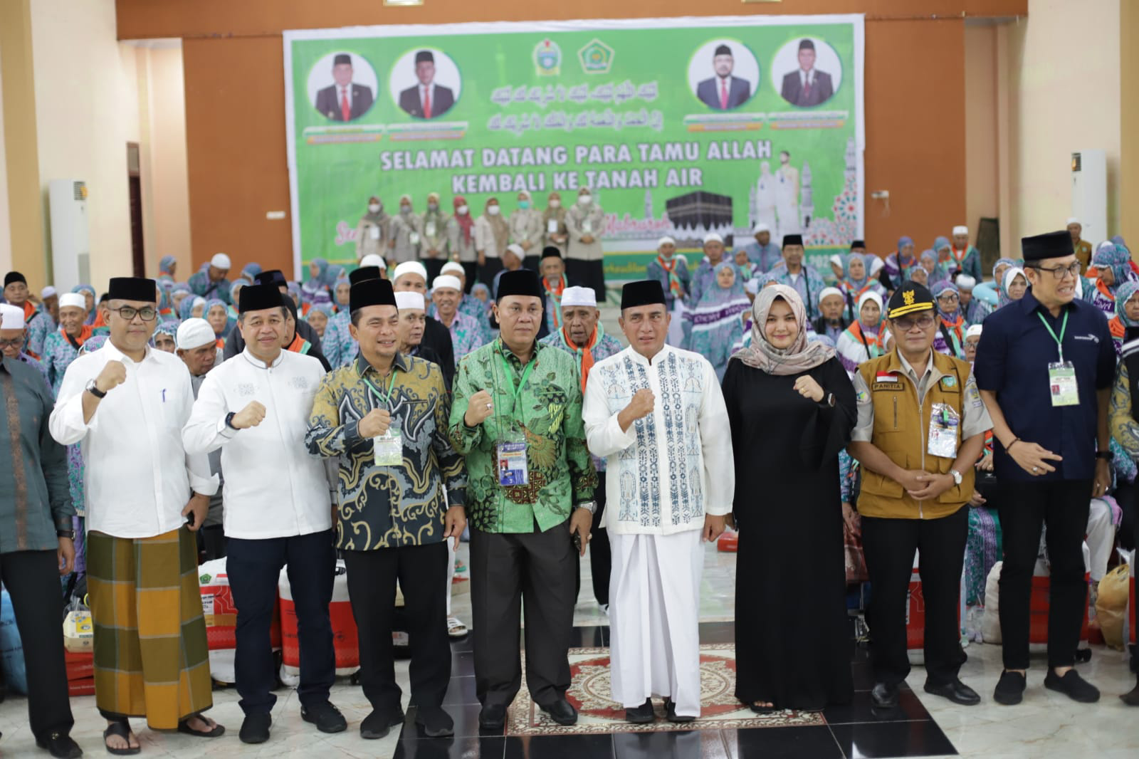 Pesawat Sempat Delay, Jemaah Haji Kloter Pertama Asal Madina Tiba di Tanah Air