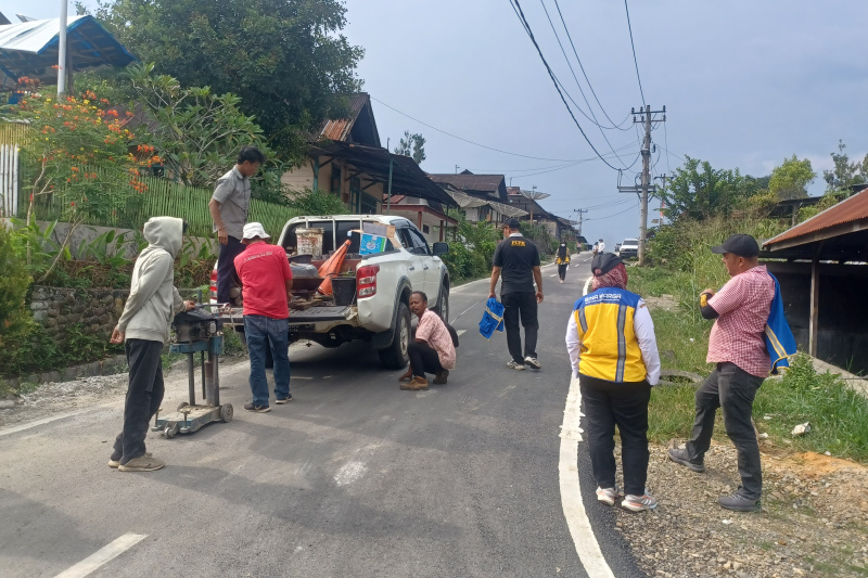 Diberitakan Jalan Rusak, Kadis PUPR Madina Pastikan Kelapangan