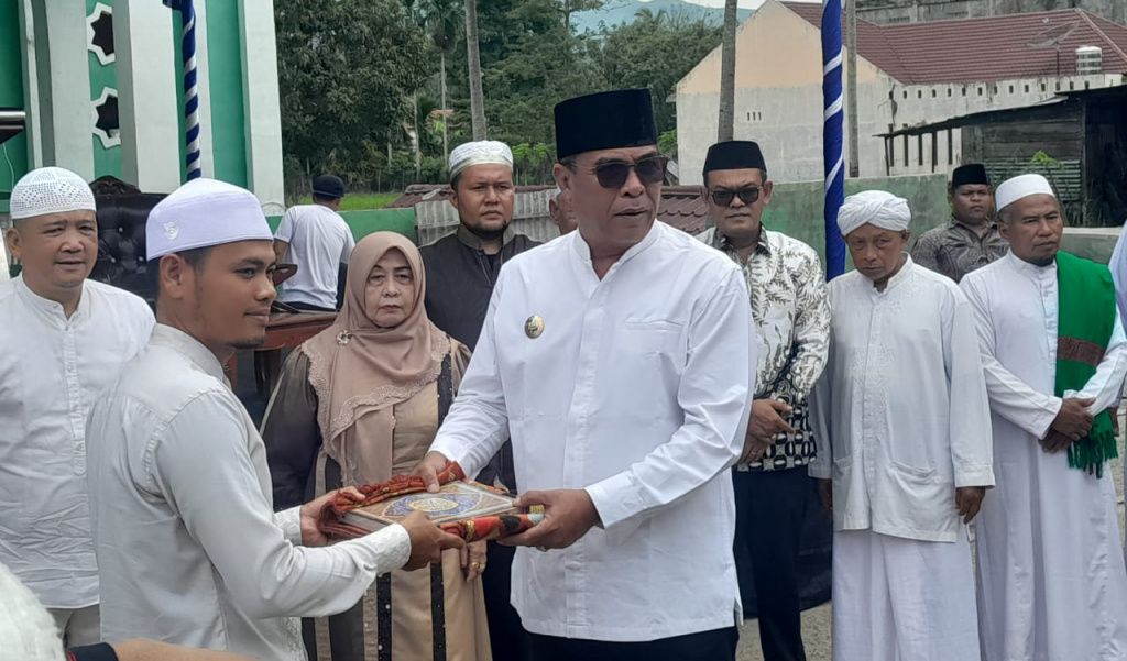Bupati Madina: Perbanyak Aktivitas Positif di Masjid