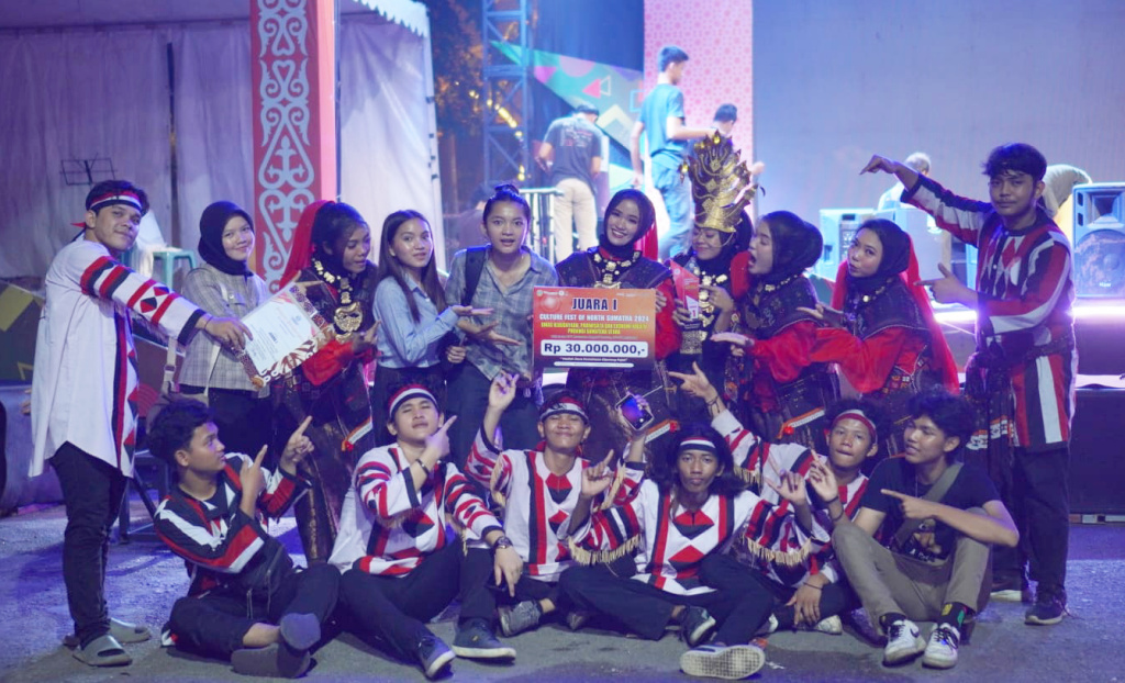 Seni Etnik Mandailing Juara I di Culture Fest of North Sumatra 2024