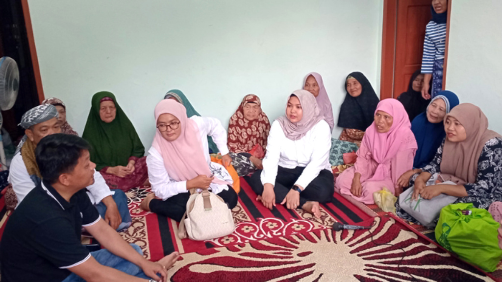 Warga Desa Bangun Sejati “Culik” Cawabup Atika