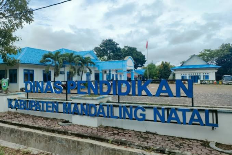 Disdik Madina Tidak Tolerir Guru PPPK yang Jadi Anggota BPD Desa Hutarimbaru