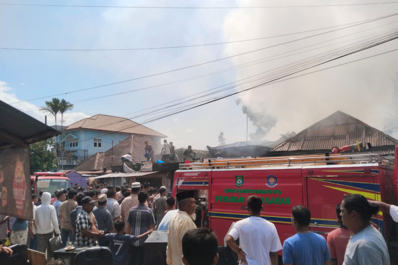 Dua Unit Rumah di Banjar Pagur Terbakar