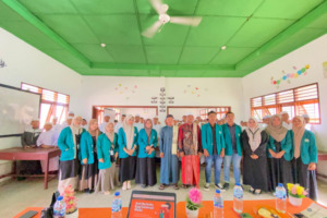 Kelompok KKN STAIN Madina edukasi Tajhizul Mayit bersama NNB dan Santri