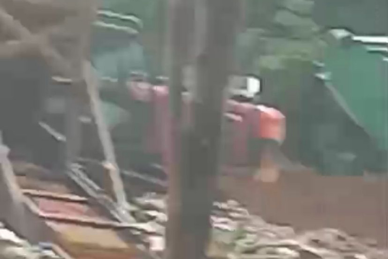 Ada AktifitasTambang Emas Ilegal di Tombang Kaluang Diduga di Back Up Oknum Aparat